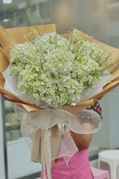 First date tặng hoa gì cho tinh tế